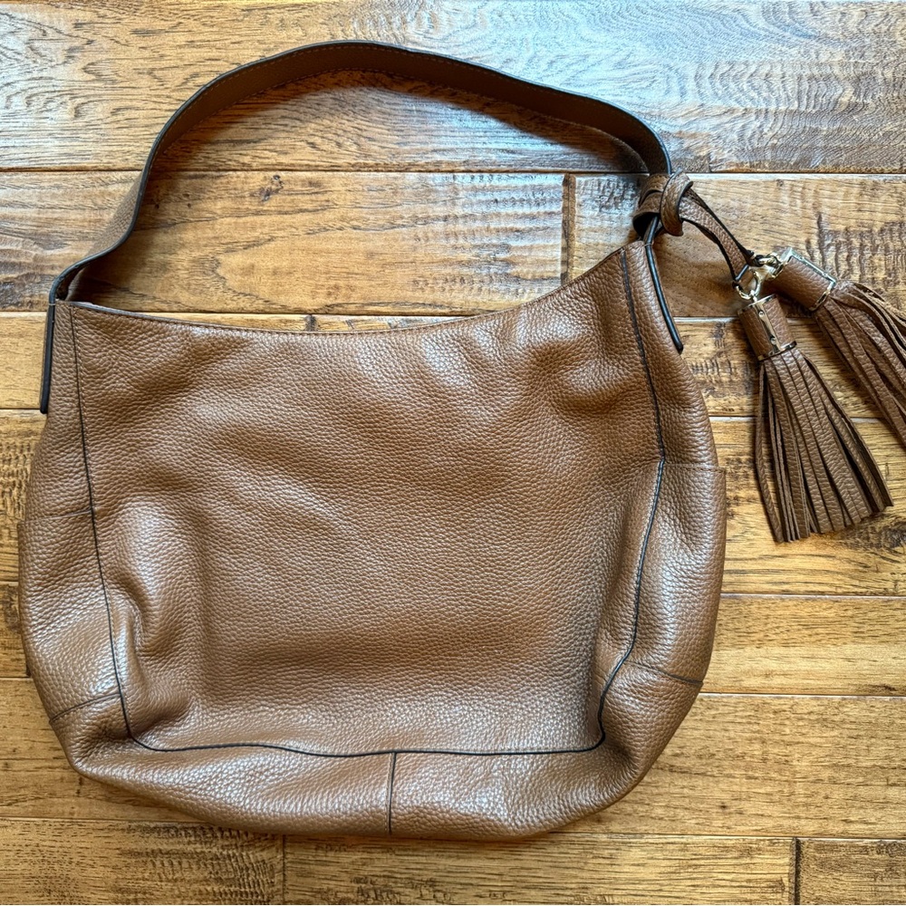 Michael Kors Acorn Leather Tassel Hobo Shoulderbag